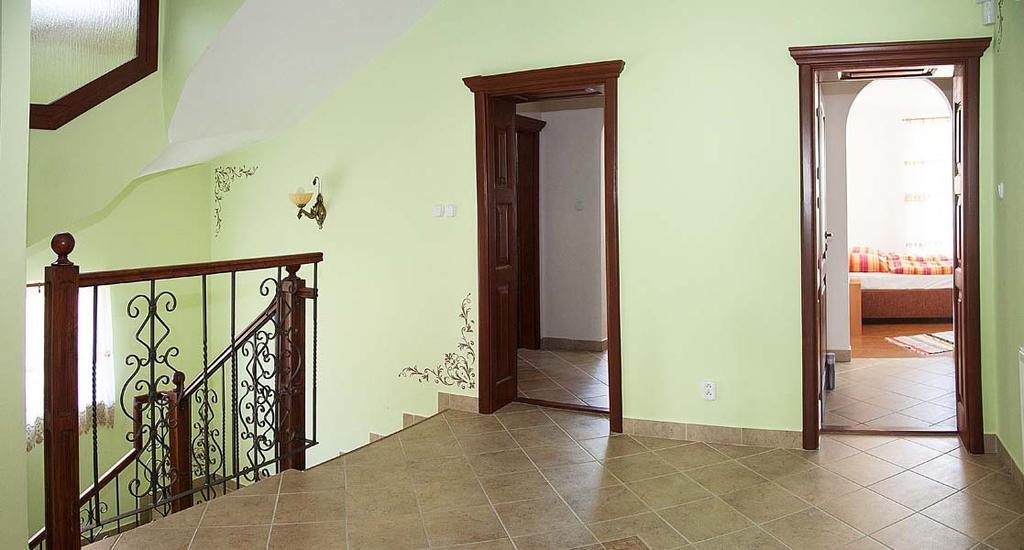 Villa Butterfly Nova Lesna Bagian luar foto